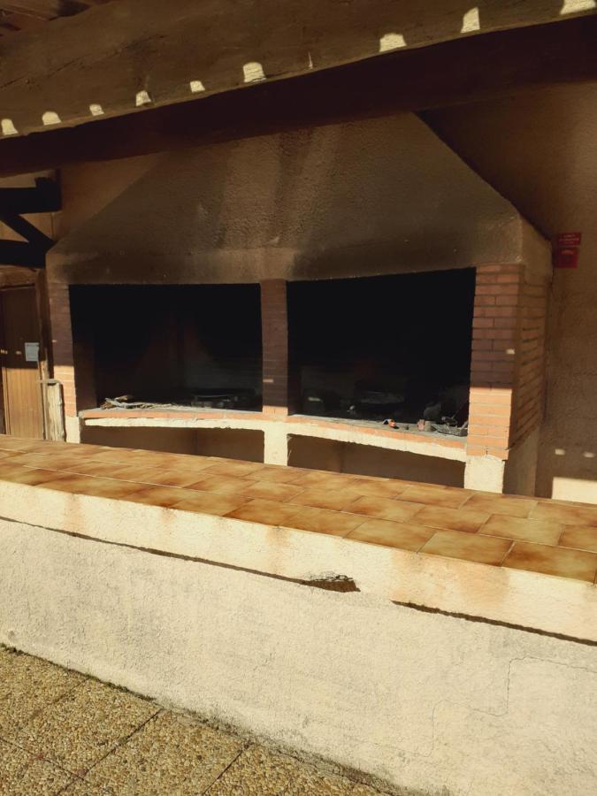 Apartment Calme Et Paisible Avec Piscine Et Parking Prive *